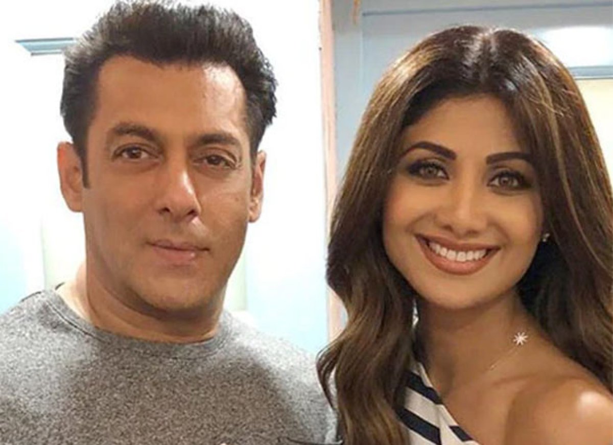 फायरिंग की घटना के बाद Salman Khan से मिलने पहुंची शिल्पा शेट्टी