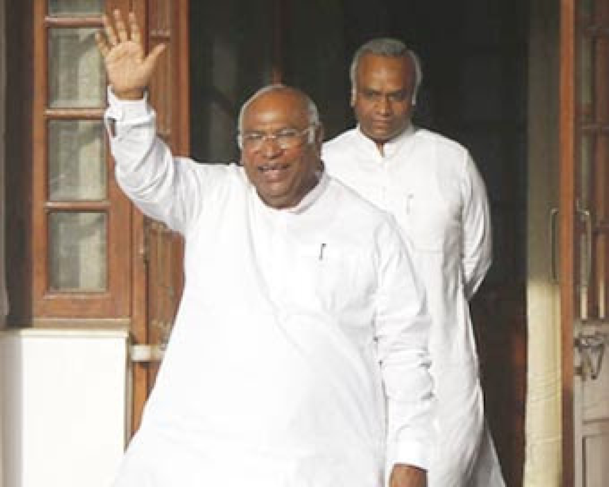 पीएम मोदी के शपथ ग्रहण समारोह में शामिल होंगे कांग्रेस अध्यक्ष खड़गे