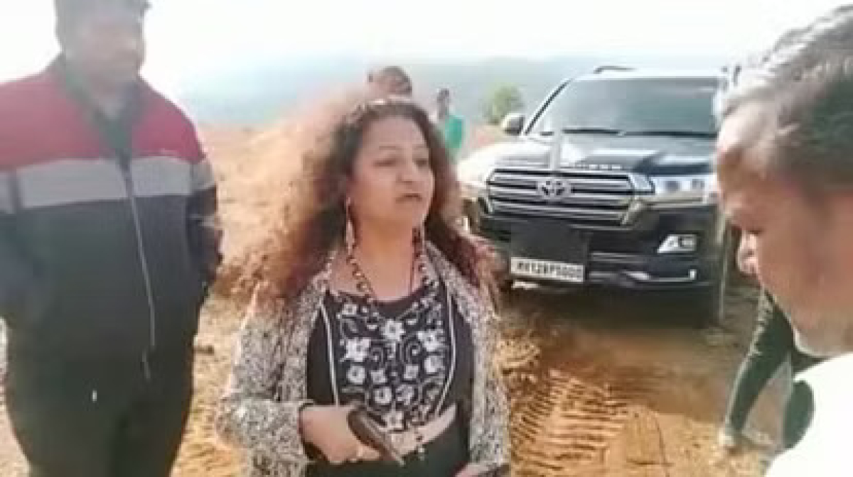 IAS Puja Khedkar : मनोरमा खेडकर की पुलिस हिरासत दो दिन बढी
